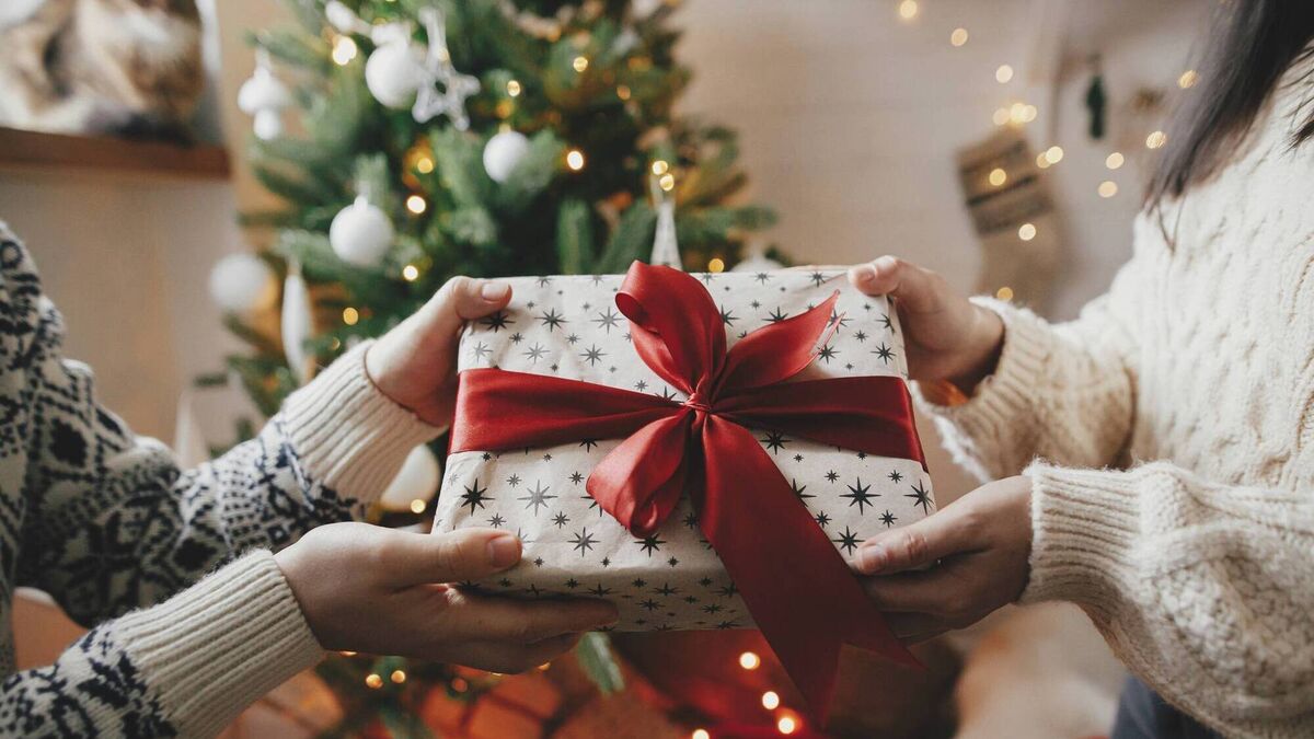 The Gen Z gift guide: 12 things to buy the young person in your life this Christmas - Vimarsana News