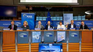 <p>At the 'Powering up Europe: Unlocking Ireland's offshore wind potential' conference: Stefano Grassi, Head of Cabinet of Commissioner Simson; Ambassador Barbara Cullinane, Deputy Permanent Representative, Ireland; Sean Kelly, MEP; Alistair Phillips-Davies, CEO, SSE; Sonya Twohig, Secretary General ENTSO-E; Kristian Ruby, Secretary General, Eurelectric; Pierre Tardieu, Chief Policy Officer, WindEurope.</p>