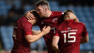 <p>Peter O’Mahony, centre, playing against Wasps last season. Photo by Stephen McCarthy/Sportsfile</p>