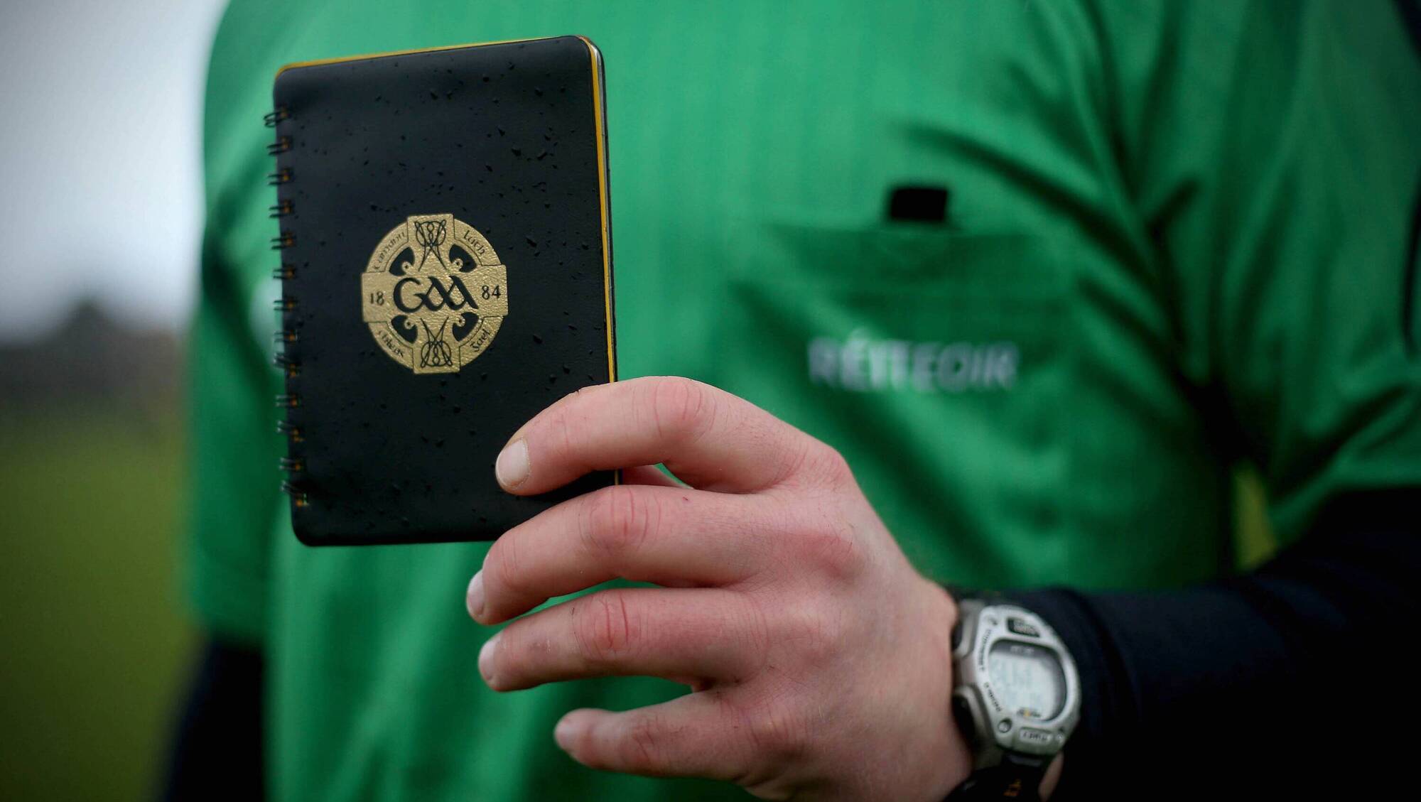 Reduced 24-week ban for Tullamore member who pushed ref 