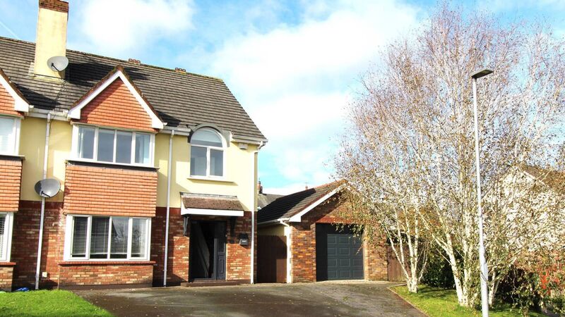 Groom to improve? €485k Abbotswood not left short on top, back and sides