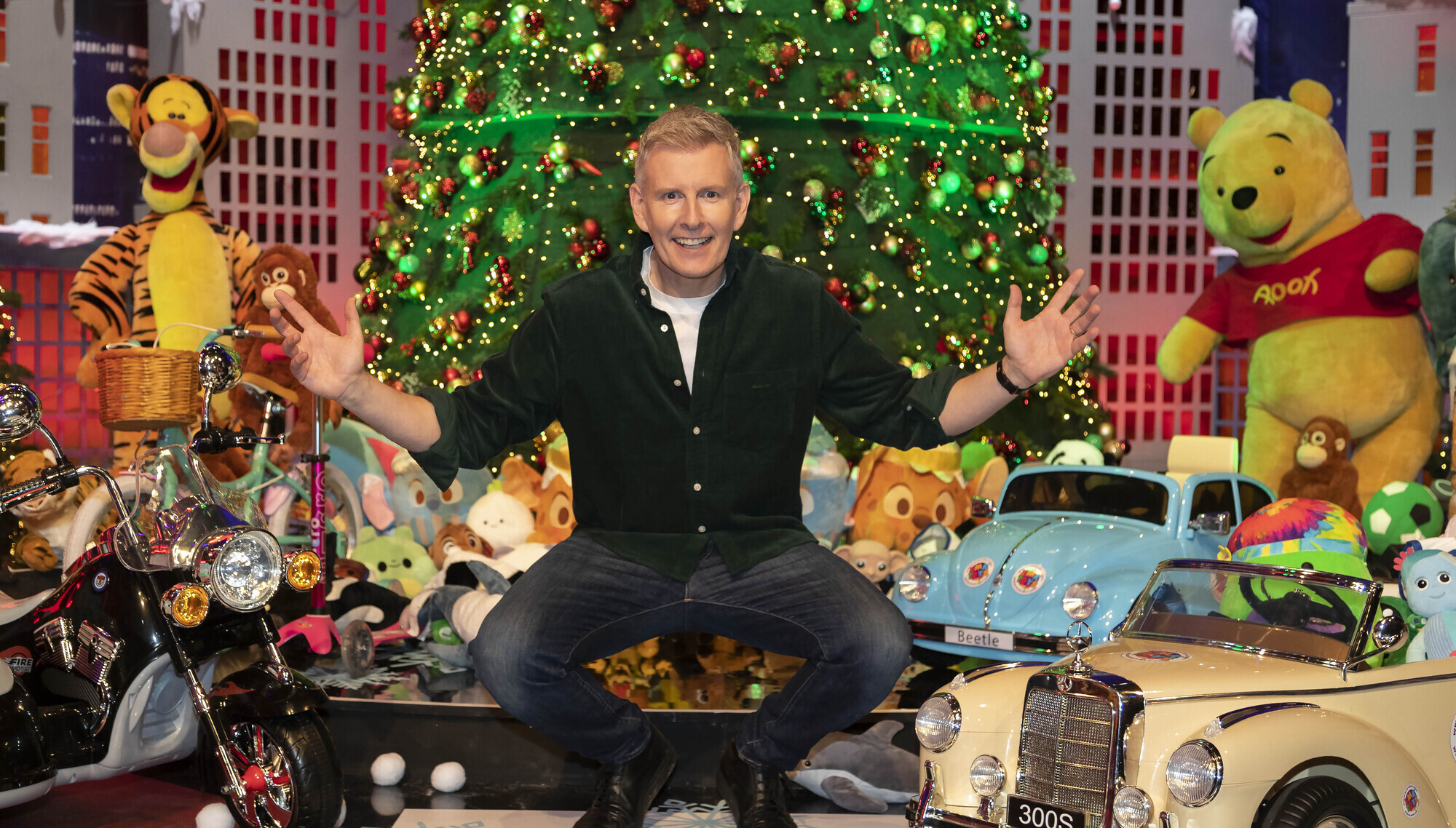 Patrick Kielty reveals tonight's Toy Show theme and compares it to 'Irish Thanksgiving'