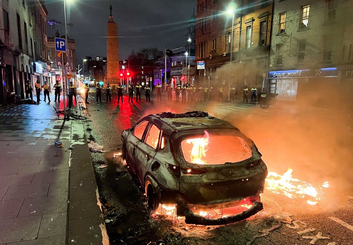A car burns on Dublin's Parnell St during Thursday's riot. Picture: Sam Boal/RollingNews.ie