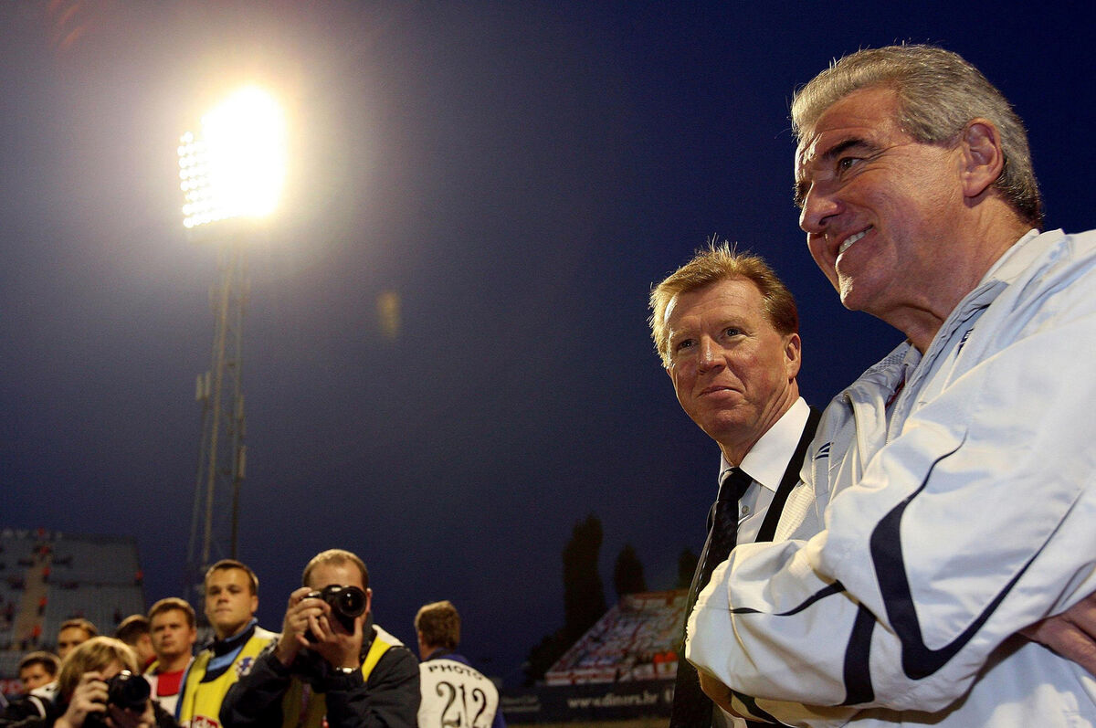 File photo dated 11-10-2006 of England manager Steve McClaren and assistant coach Terry Venables.   Photo credit should read Owen Humphreys/PA Wire.