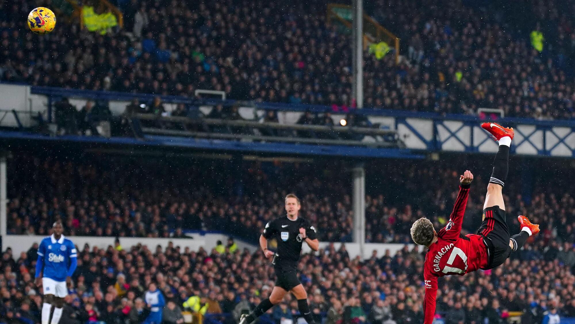 WONDER GOAL: Manchester United's Alejandro Garnacho scores a wonder goal.Photo credit: Peter Byrne/PA Wire