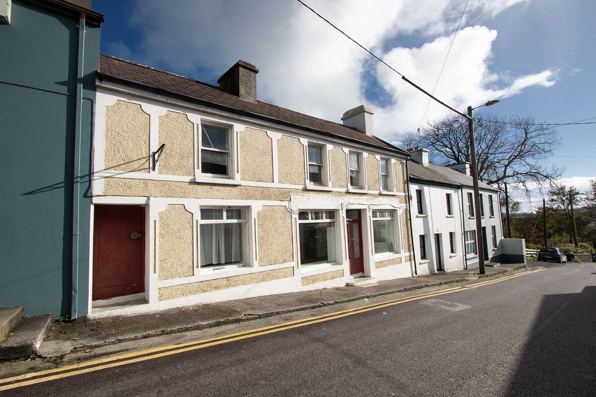 Pier Road property in Schull: agent Niamh Moloney of Sherry FitzGerald O'Neill guides at €225,000