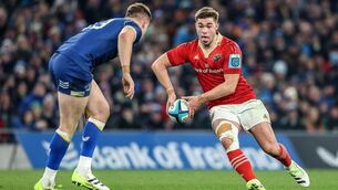 <p>WILKINSON-LIKE: Munster's Jack Crowley and Leinster's Garry Ringrose. Pic: ©INPHO/Dan Sheridan</p>