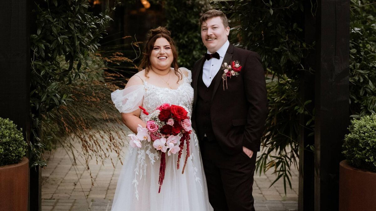 Wedding of the Week: Michelle and Stephen paint it black with a musical wedding do - Vimarsana News