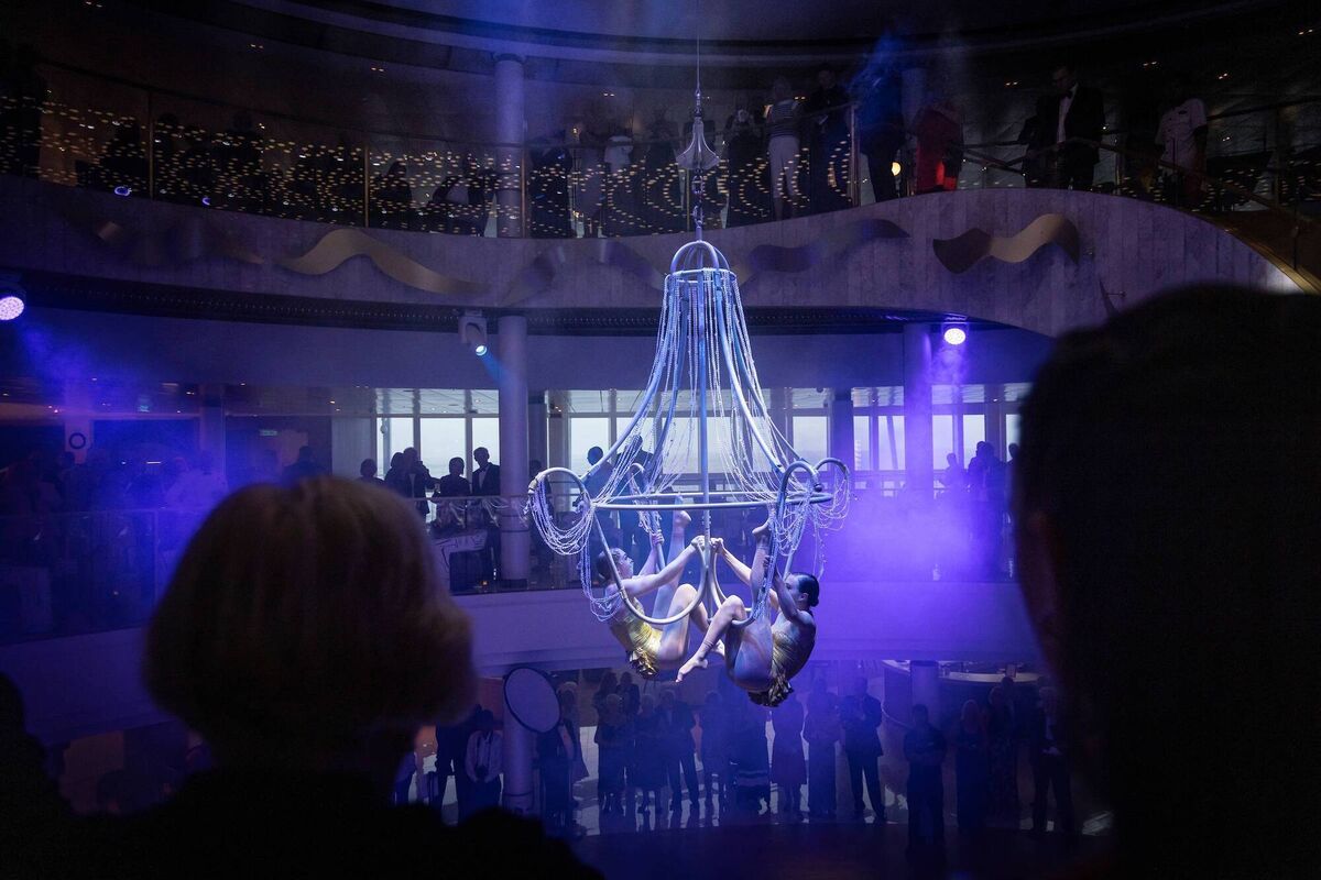 Aerial entertainment in the atrium.