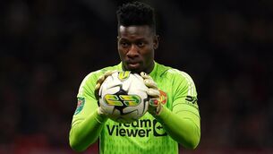 <p>Manchester United boss Erik ten Hag has defended under-fire Andre Onana and insisted the Cameroon international is among the best goalkeepers in the Premier League.</p>