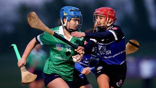 <p>SARS DERBY: Sarsfields Galway’s Siobhan McGrath and Niamh O’Callaghan of Sarsfields Cork. Pic Credit ©INPHO/Ryan Byrne</p>