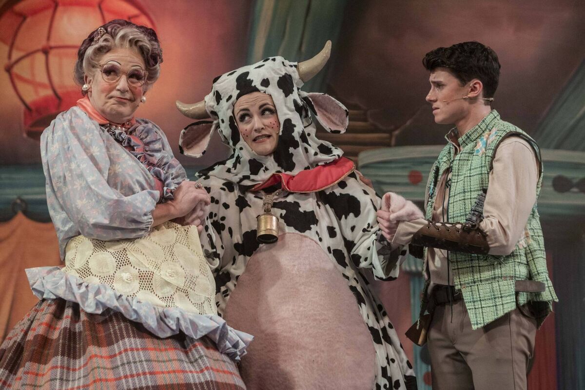 A scene from the Jack and the Beanstalk at Cork Opera House. Picture: Shane Horan panto pantomime 