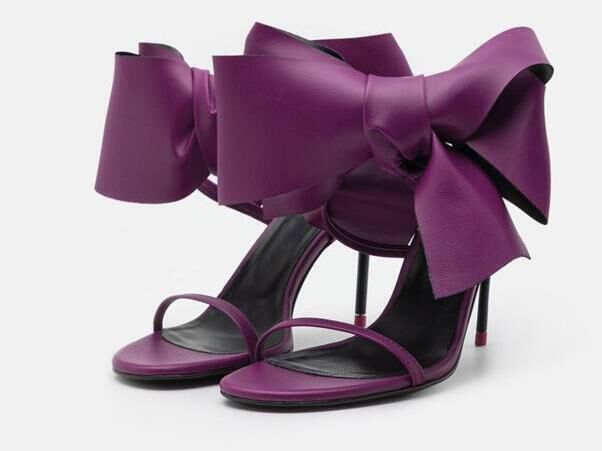Pinko 'Vivaldi' bow sandals, Zalando, €415