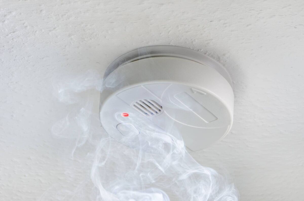The smoke alarm has a distinctive sound.