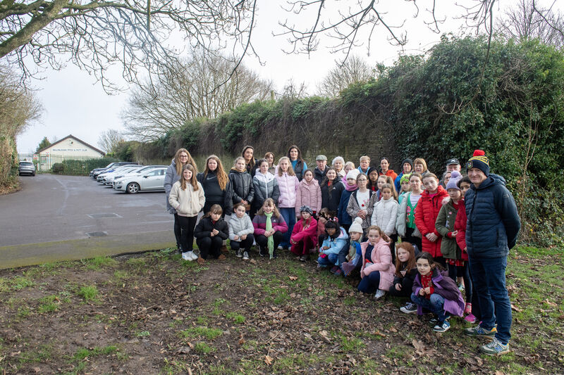 Girls from Beaumont School with teachers and local residents Maria Young, Denise Cahill, Jim Ahern, Stephen Wills, Catherine Chaloner, Sean Coakley, Geraldine O'Sullivan, Geri Gleeson and Jo Goodyear. Picture: Dan Linehan Girls from Beaumont School with teachers and local residents Maria Young, Denise Cahill, Jim Ahern, Stephen Wills, Catherine Chaloner, Sean Coakley, Geraldine O'Sullivan, Geri Gleeson and Jo Goodyear. Picture: Dan Linehan
