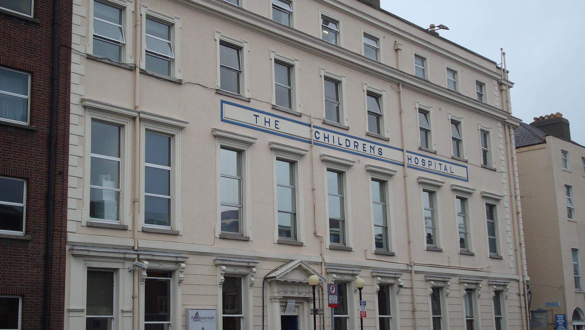 Five-year-old girl stabbed in Dublin leaves intensive care unit
