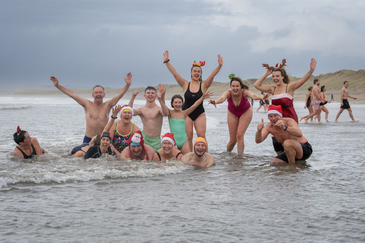 Over 500 swimmers turned out at Banna Beach in Kerry this morning. Picture: David Walsh