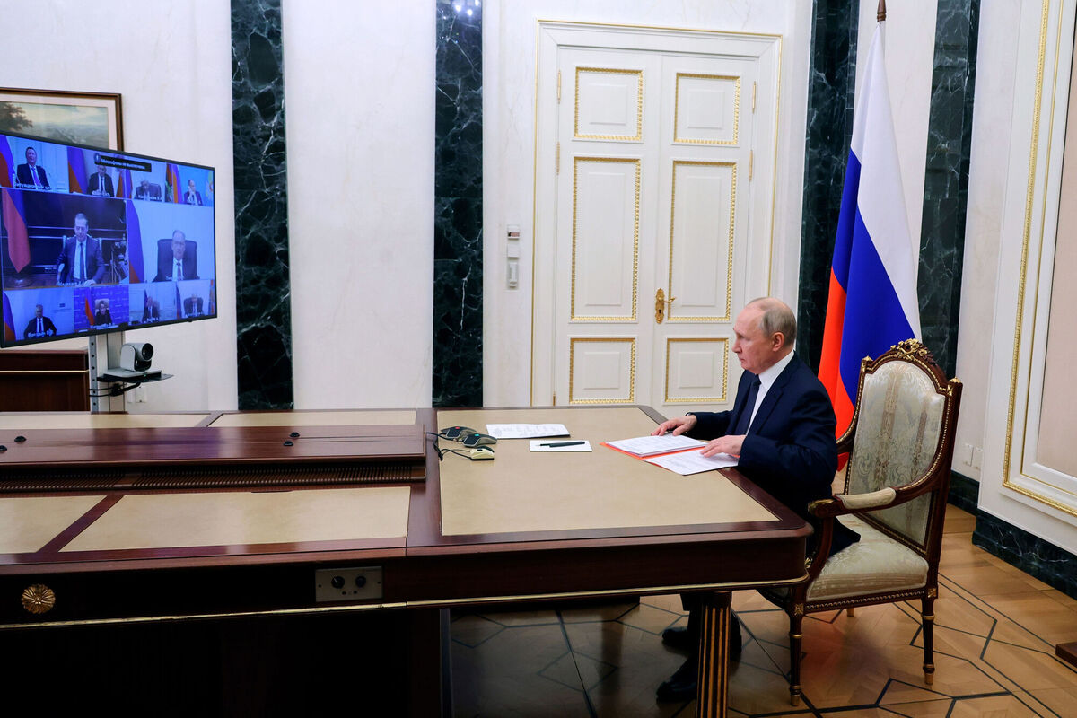 Russian president Vladimir Putin chairing a meeting with members of his government via a video conference at the Kremlin in Moscow. Picture: Mikhail Klimentyev/Sputnik/AP Russian president Vladimir Putin chairing a meeting with members of his government via a video conference at the Kremlin in Moscow. Picture: Mikhail Klimentyev/Sputnik/AP
