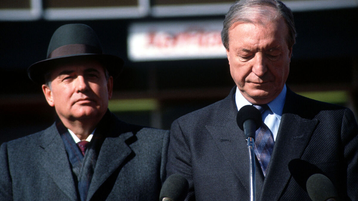 State Papers: Scenes 'nothing short of farcical' during Gorbachev's visit to Ireland - Vimarsana News