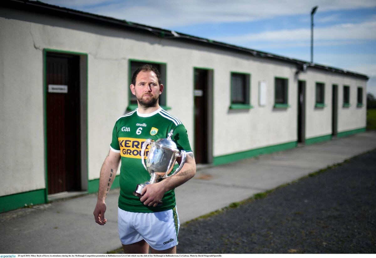 Boyle: "Instead of carrying us and punishing us above in Derry by playing us, he dropped us and made us stay at home. So what did we do only go out drinking all weekend"