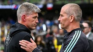 <p>HIGHS AND LOWS: La Rochelle head coach Ronan O'Gara consoles Leinster counterpart Stuart Lancaster after the Champions Cup final. Less than a month later, it was O'Gara's turn to suffer in a dramatic Top 14 decider against Toulouse, who they face again this weekend. Pic: Harry Murphy/Sportsfile</p>