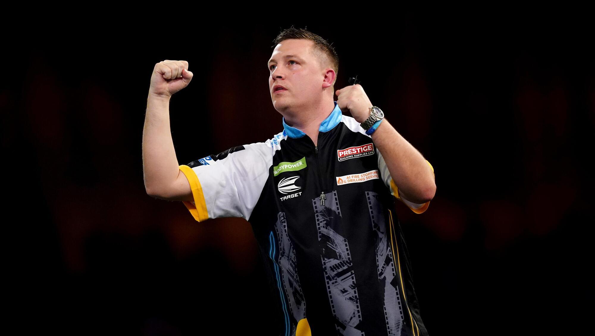 Chris Dobey wins high-quality Alexandra Palace clash with Ross Smith