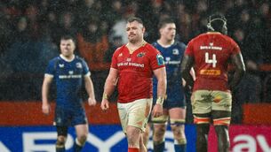<p>Dave Kilcoyne of Munster leaves the pitch with an injury.</p>