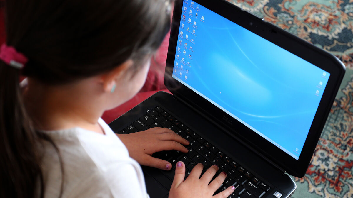Porn sites may require passport details in order to stop children from using them - Vimarsana News
