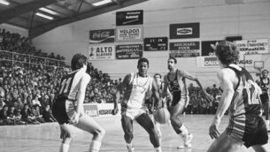 <p>RIVALS: Burgerlands Ray Smith trying to get by Tim McCarthy Team Britvic during the national cup final at Neptune Stadium on 20/01/85.</p>