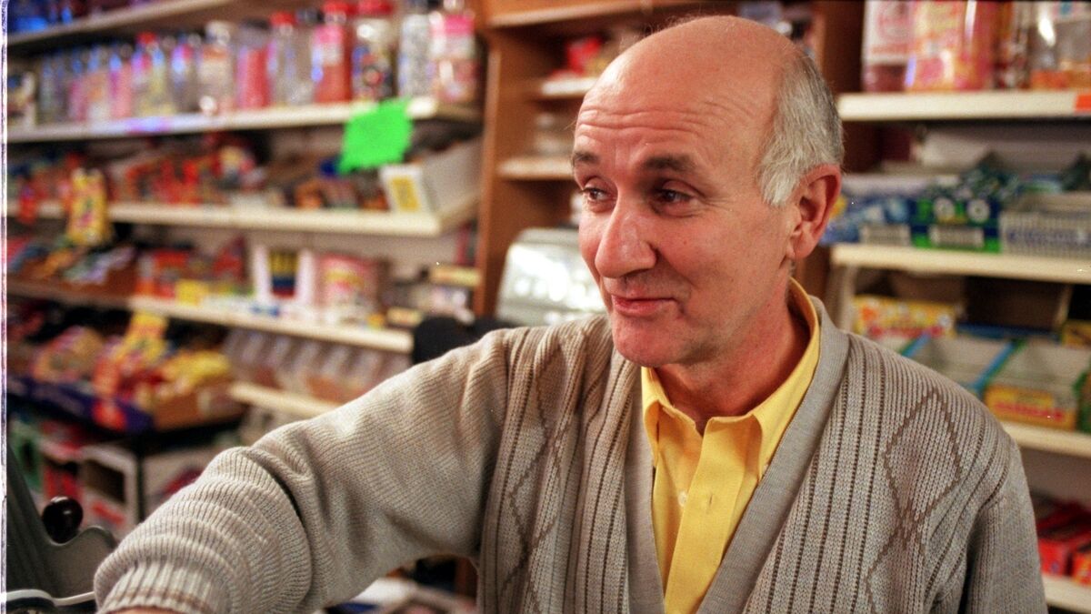 Tributes following death of 'legendary Cork character' Con O'Leary - Vimarsana News