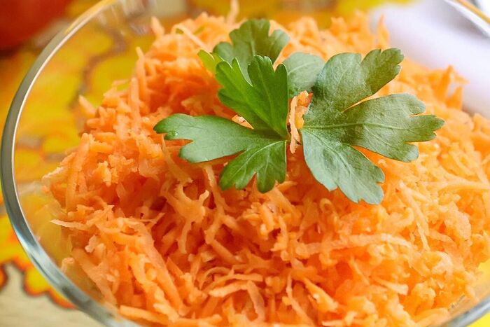 Carrot and Apple Salad with Honey and Vinegar Dressing