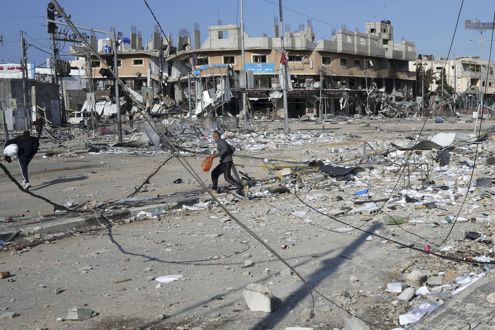 Deal struck to deliver medicine to hostages as Palestinians fight in Gaza