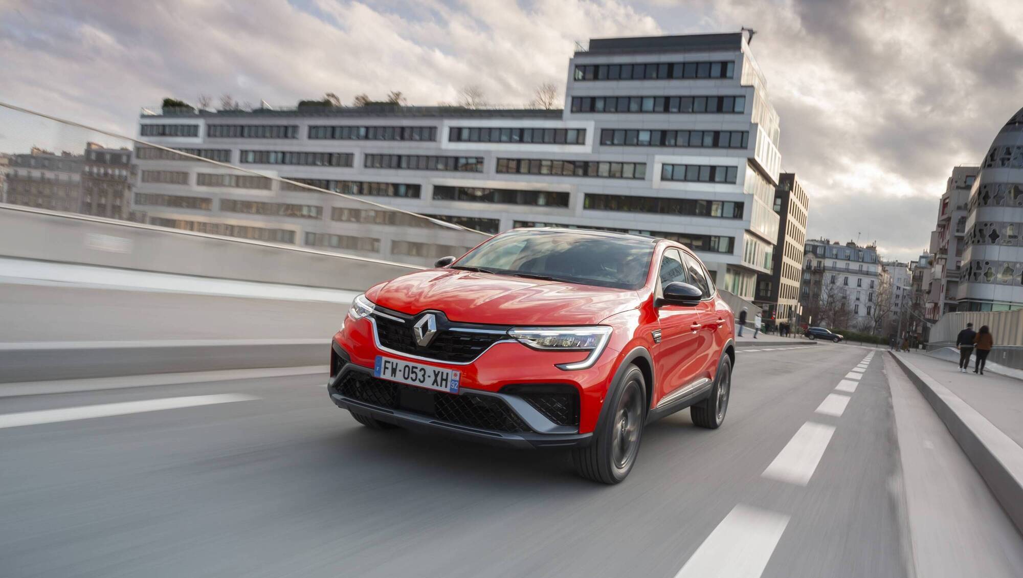 Renault Arkana E-Tech review: Underneath its sporty look hides a family car