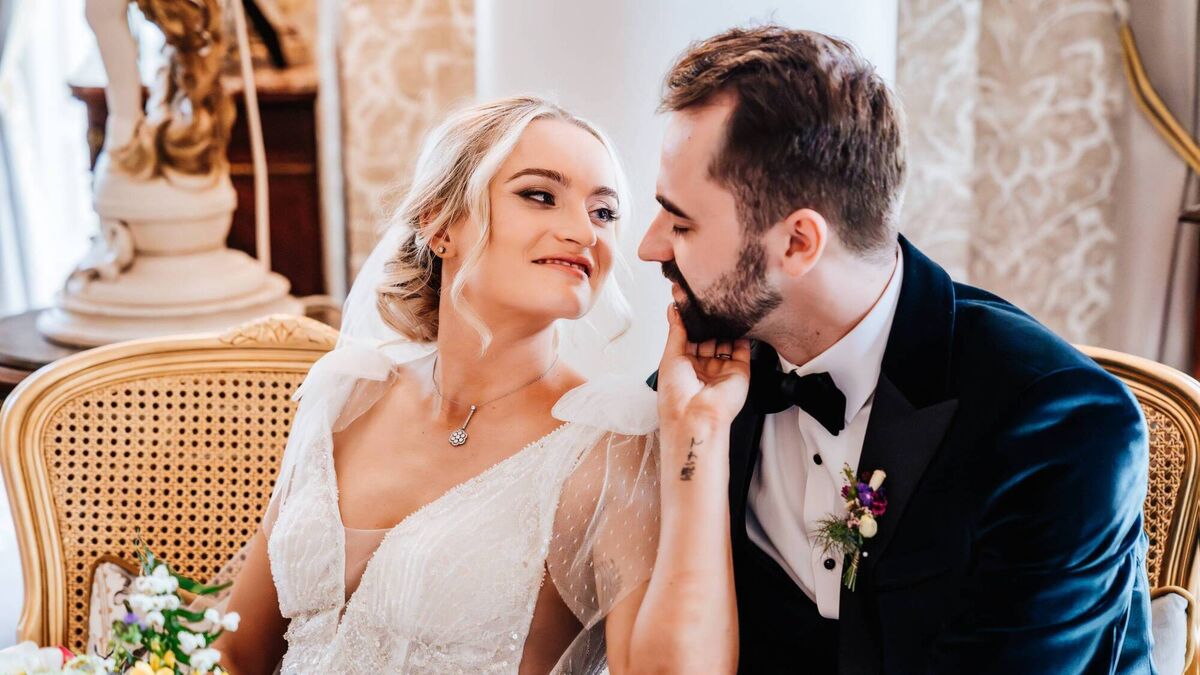 Wedding of the Week: Cork childhood pals who met at gymnastics enjoy 'unique' day - Vimarsana News