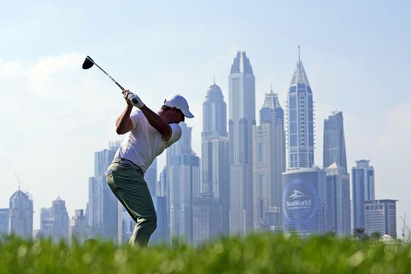 Rory McIlroy tees off on 8th hole during the final round of the Hero Dubai Desert Classic golf tournament, in Dubai, United Arab Emirates, Sunday, Jan. 21, 2024. (AP Photo/Kamran Jebreili)