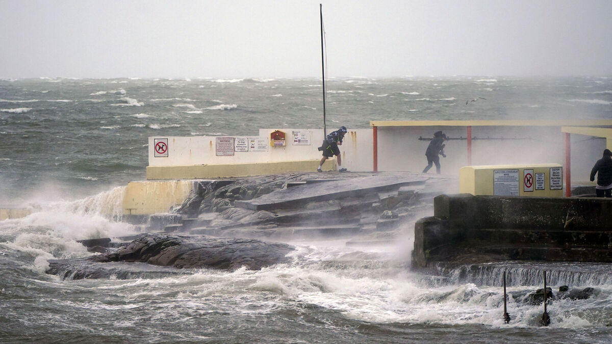 As Storm Isha moves out, Storm Jocelyn brings fresh orange warnings - Vimarsana News