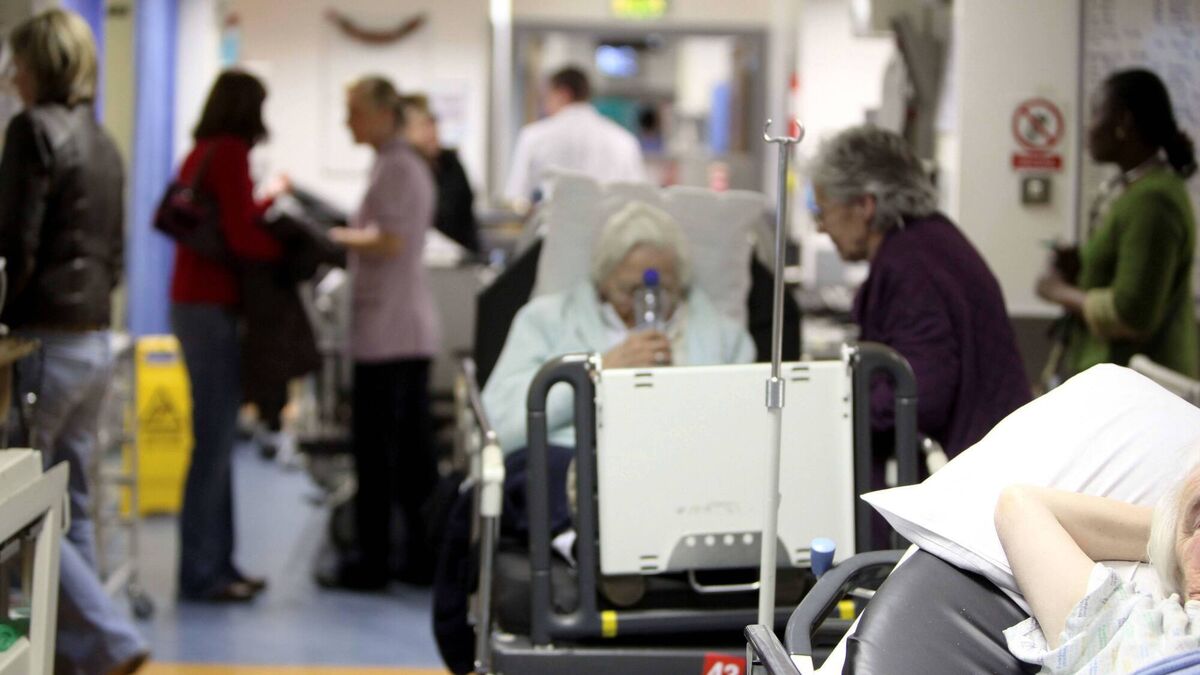 New overcrowding record for UHL with 132 patients on trolleys - Vimarsana News