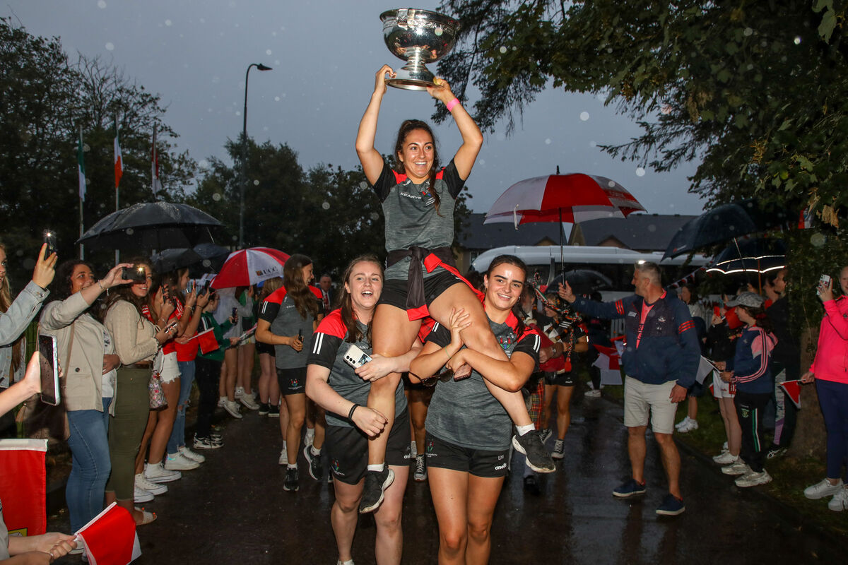Cork team captain Amy O'Connor is held aloft by team mates Amy Lee and Emma Murphy at the homecoming celebrations. Picture: David Creedon Cork team captain Amy O'Connor is held aloft by team mates Amy Lee and Emma Murphy at the homecoming celebrations. Picture: David Creedon