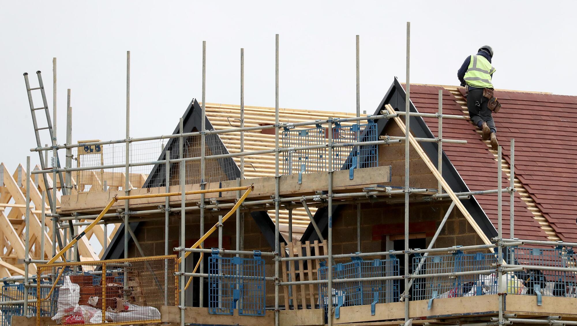Majority of surveyors believe that home prices have peaked