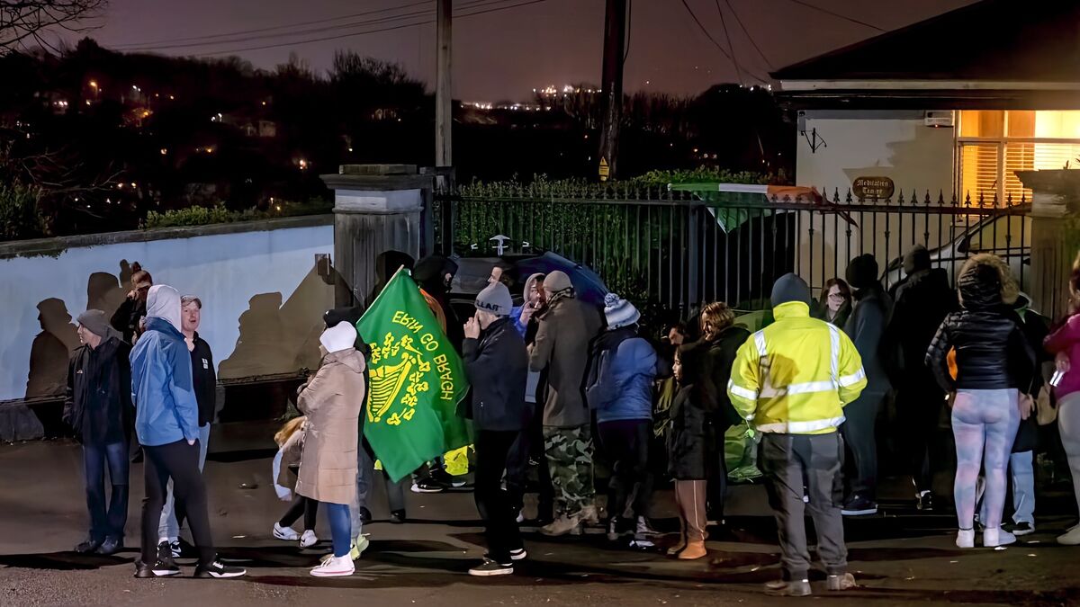 Approach to identifying asylum seeker accommodation labelled 'absolute chaos' after Cork protest - Vimarsana News