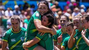 <p>GOLDEN GIRLS: Ireland's Kate Farrell McCabe, Lucy Mulhall, Amee-Leigh Murphy Crowe, Vicky Elmes Kinlan, Emily Lane, Stacey Flood and Eve Higgins Picture: INPHO/Travis Hayto</p>