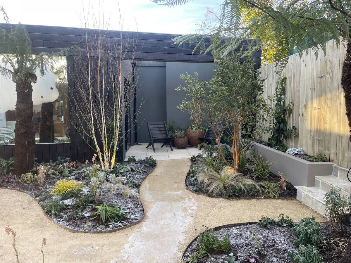 The transformed garden with gym. The transformed garden with gym.