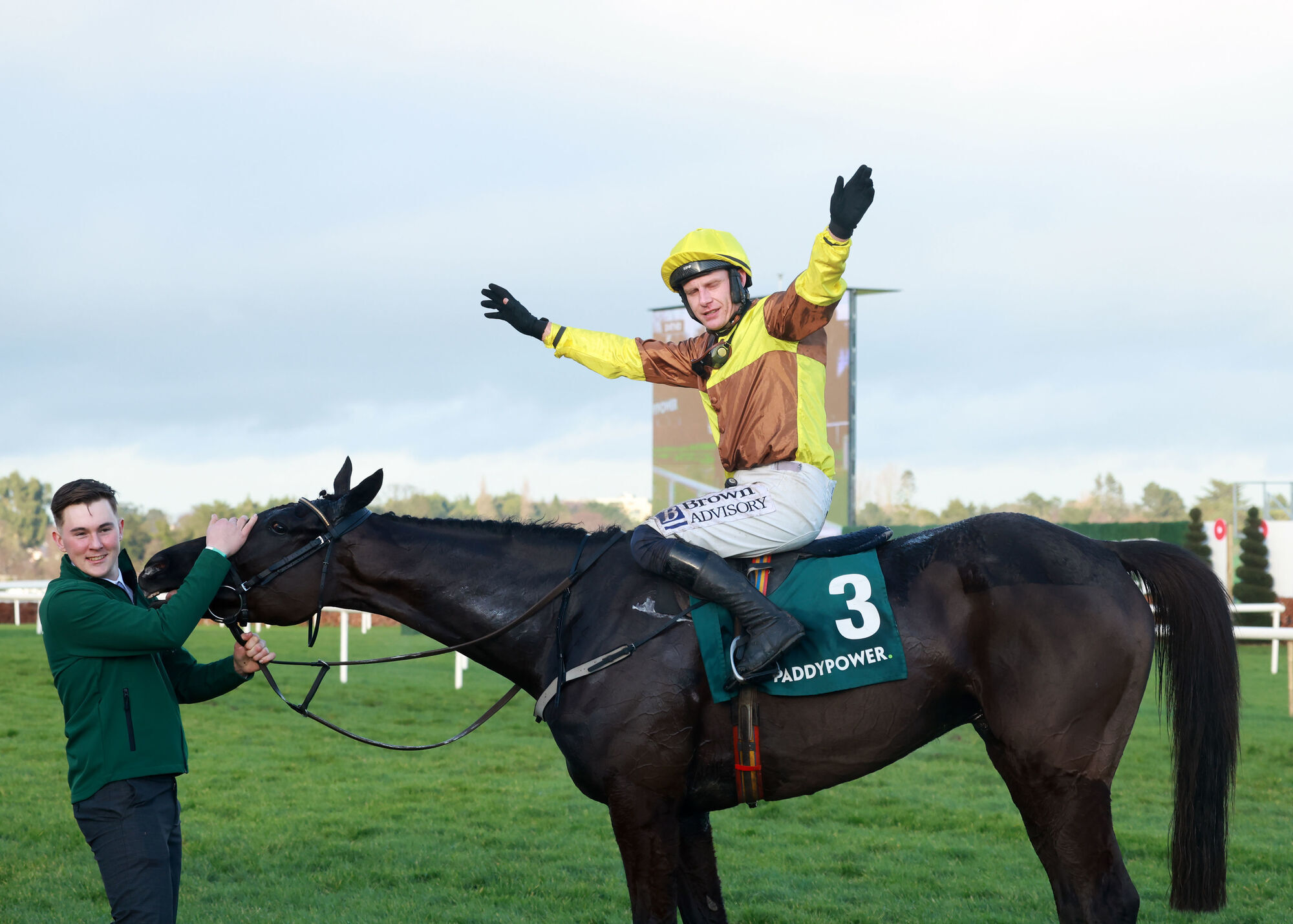 Galopin Des Champs successfully defends Gold Cup crown