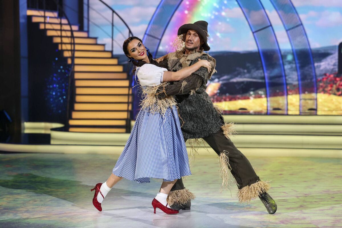 Laura Fox with dance partner Denys Samson during Dancing with the Stars Picture: Kyran O’Brien /kobpix Laura Fox with dance partner Denys Samson during Dancing with the Stars Picture: Kyran O’Brien /kobpix