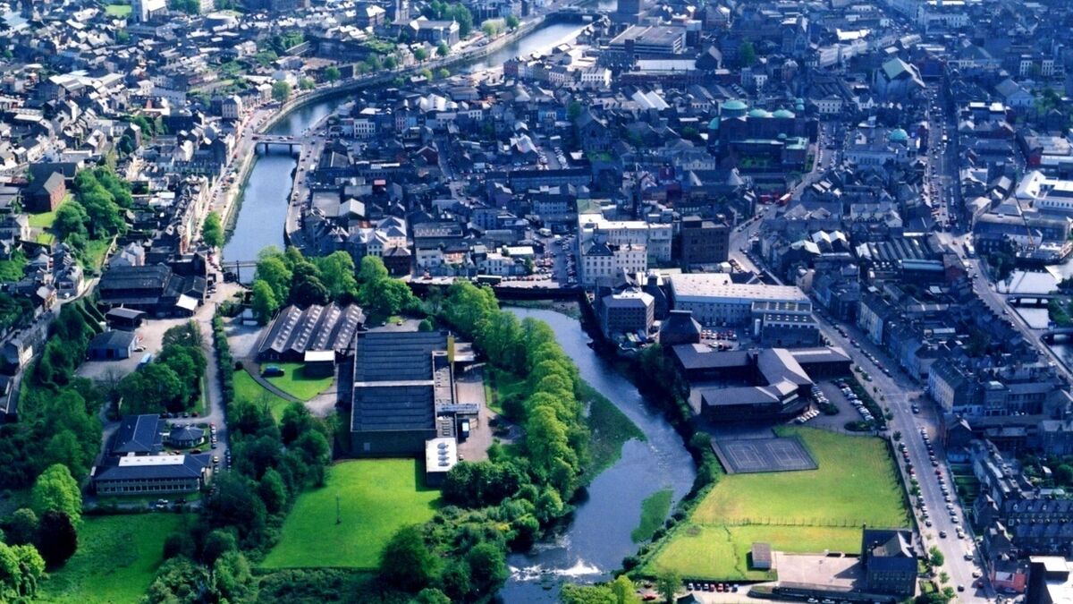 Cork school warns students to beware 'intimidation' on city streets - Vimarsana News