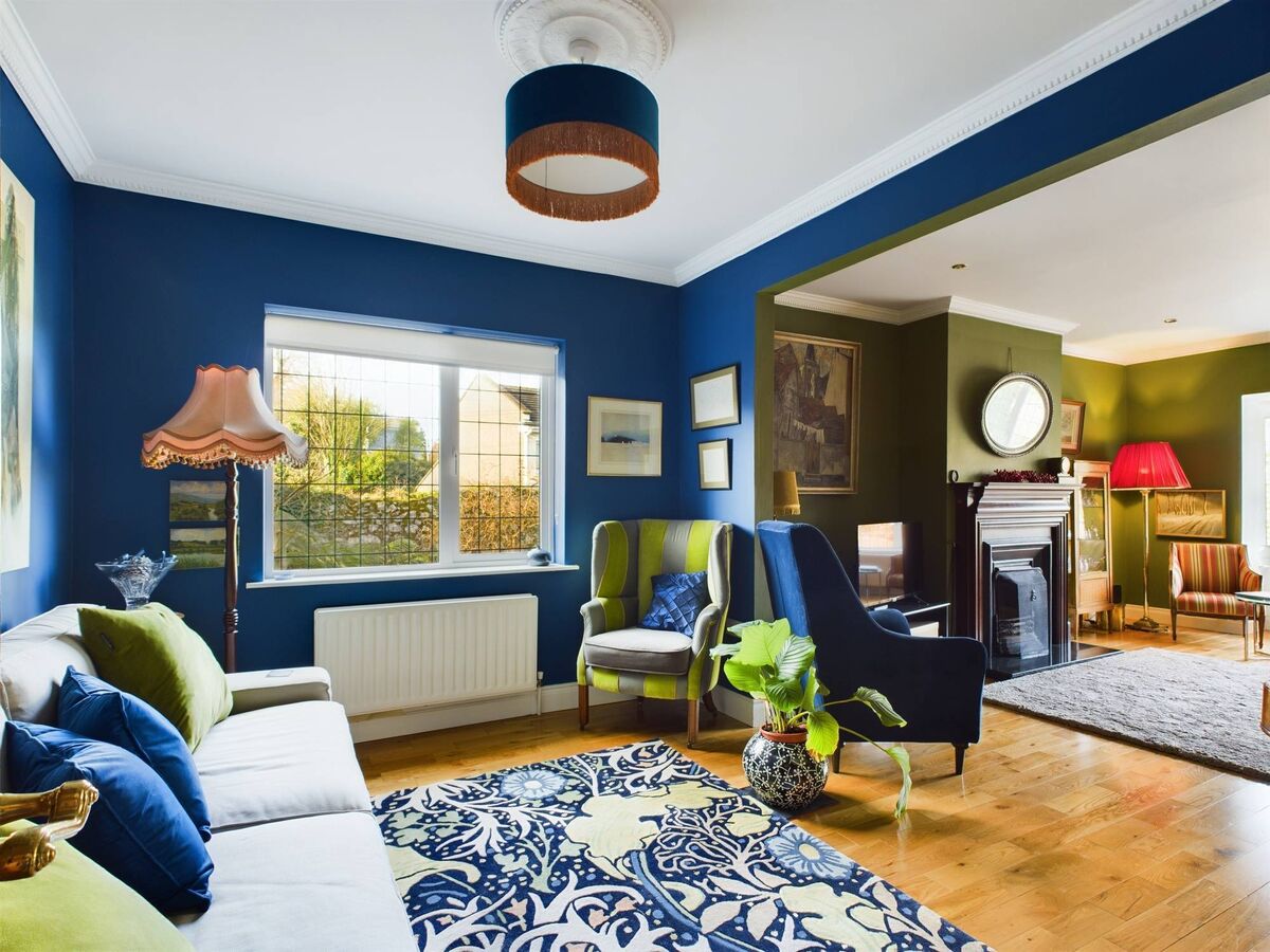 Blue and green can work together......