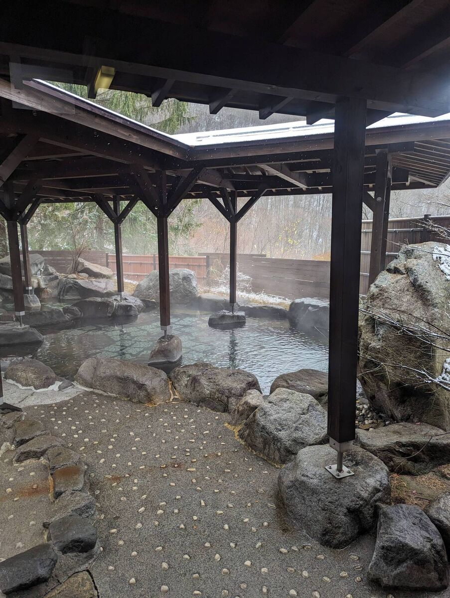 Shinhotaka onsen. Pic: Nicola Brady