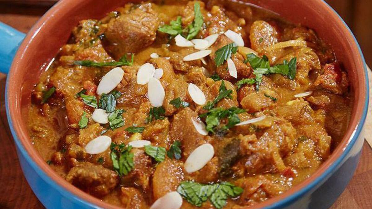 Derval O'Rourke: My slow-cooked beef and bean curry recipe is perfect for weekend cooking - Vimarsana News