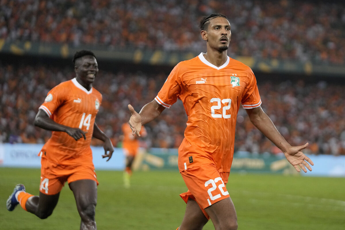 Sebastien Haller celebrates after scoring the winner. Sebastien Haller celebrates after scoring the winner.