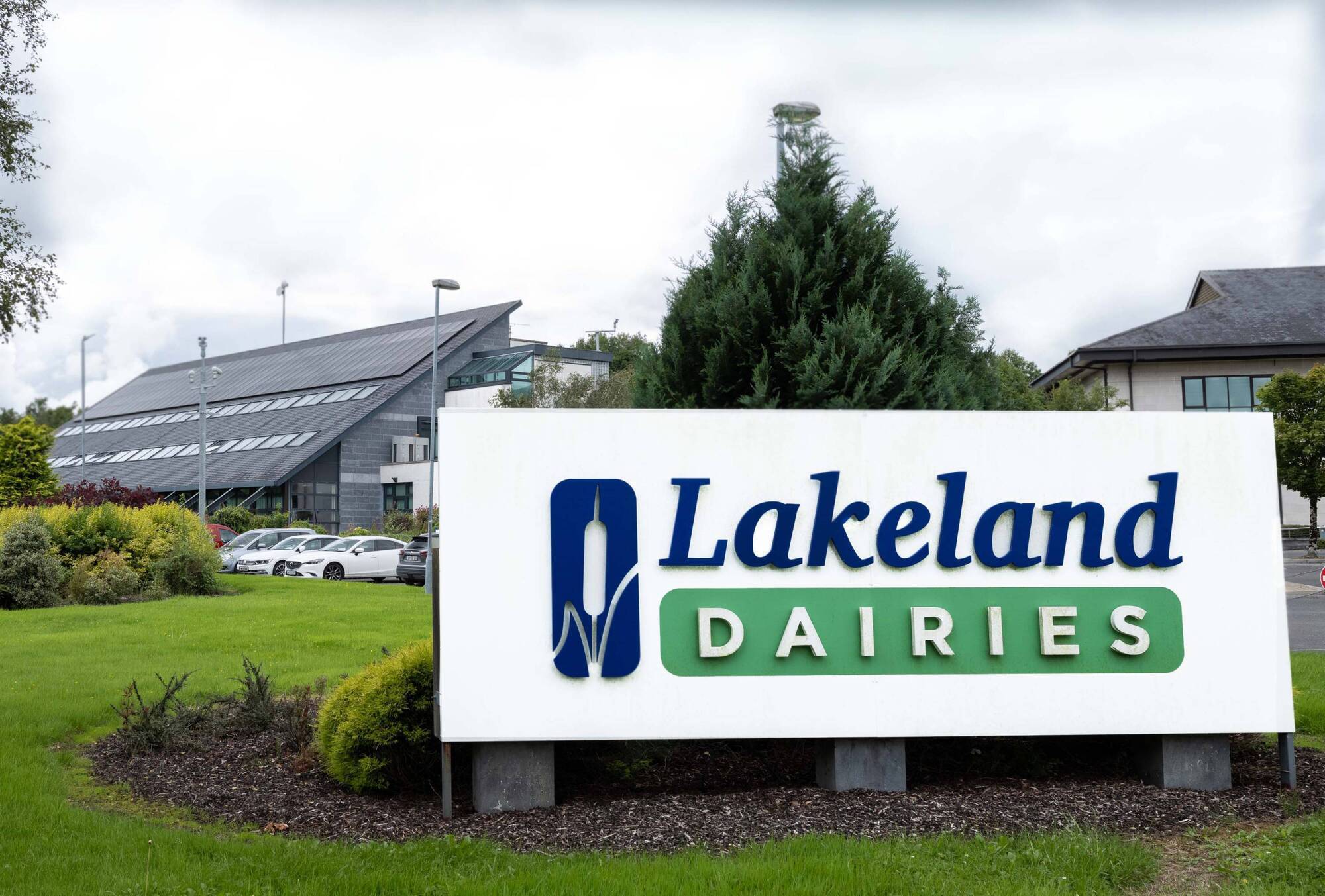 "The outlook for global dairy markets remains tentatively positive after a period of uncertainty at the start of the year, with buyers at the time taking a reserved position, but global milk supply remains muted."